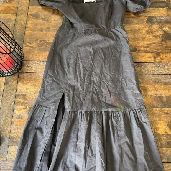 ASTR Poplin Tiered Maxi EUC Size SM revolve - Picture 3 of 4